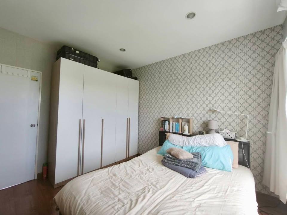 3 Bedroom Townhouse For Sale in Khlong Sam Prawet, Lat Krabang, Bangkok - Image 16