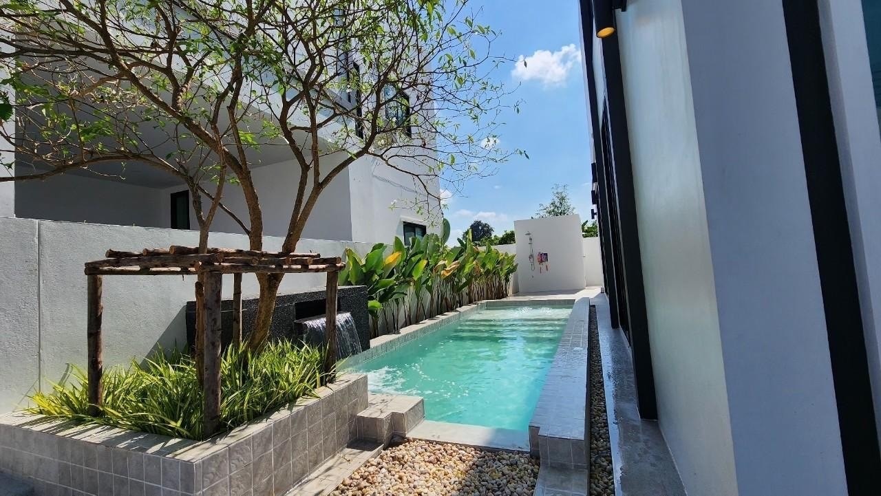 4 Bedroom House For Sale in San Phak Wan, Hang Dong, Chiang Mai - Image 2