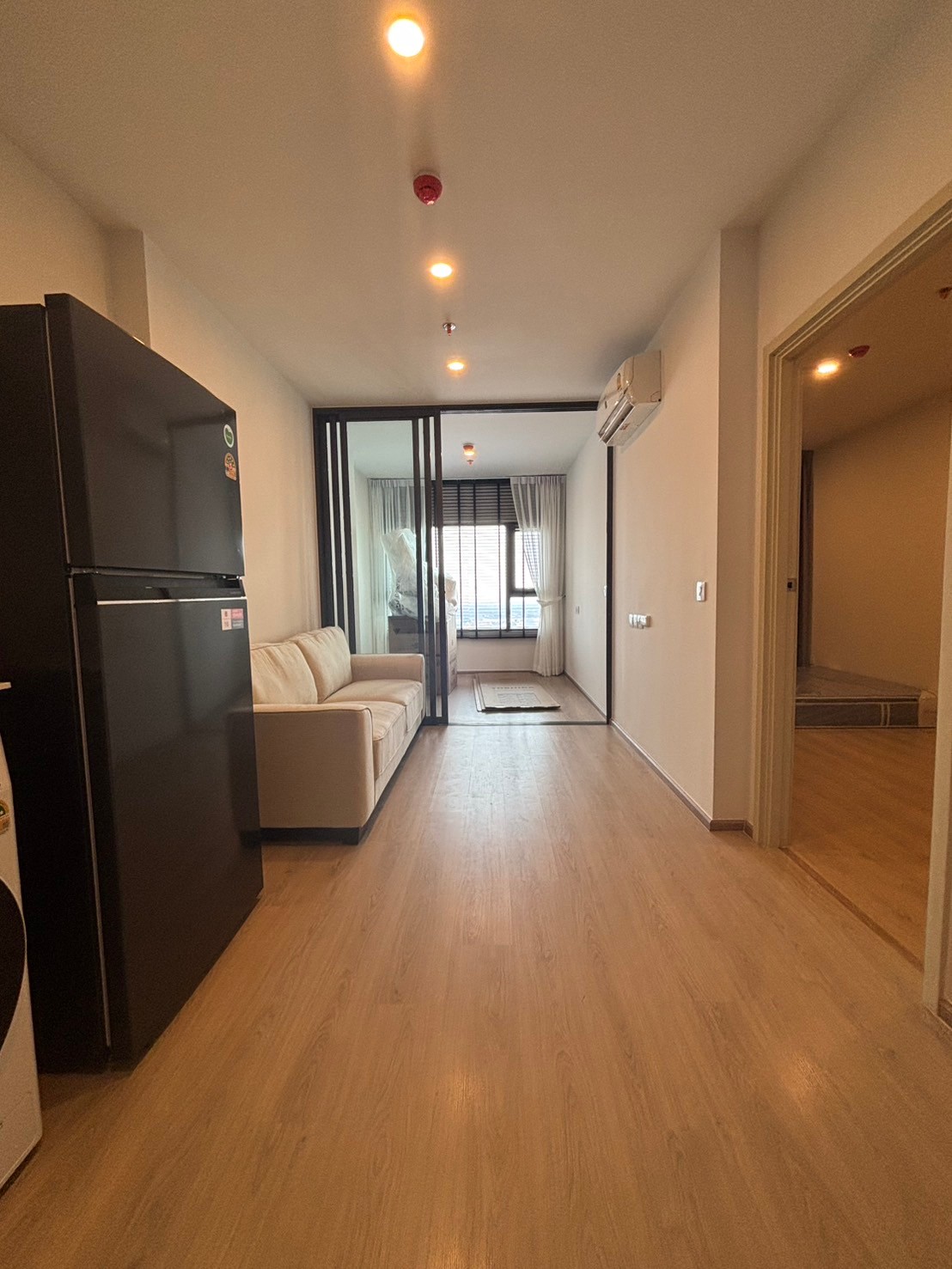 1 Bedroom Condo For Sale in Khlong Toei, Khlong Toei, Bangkok - Image 1