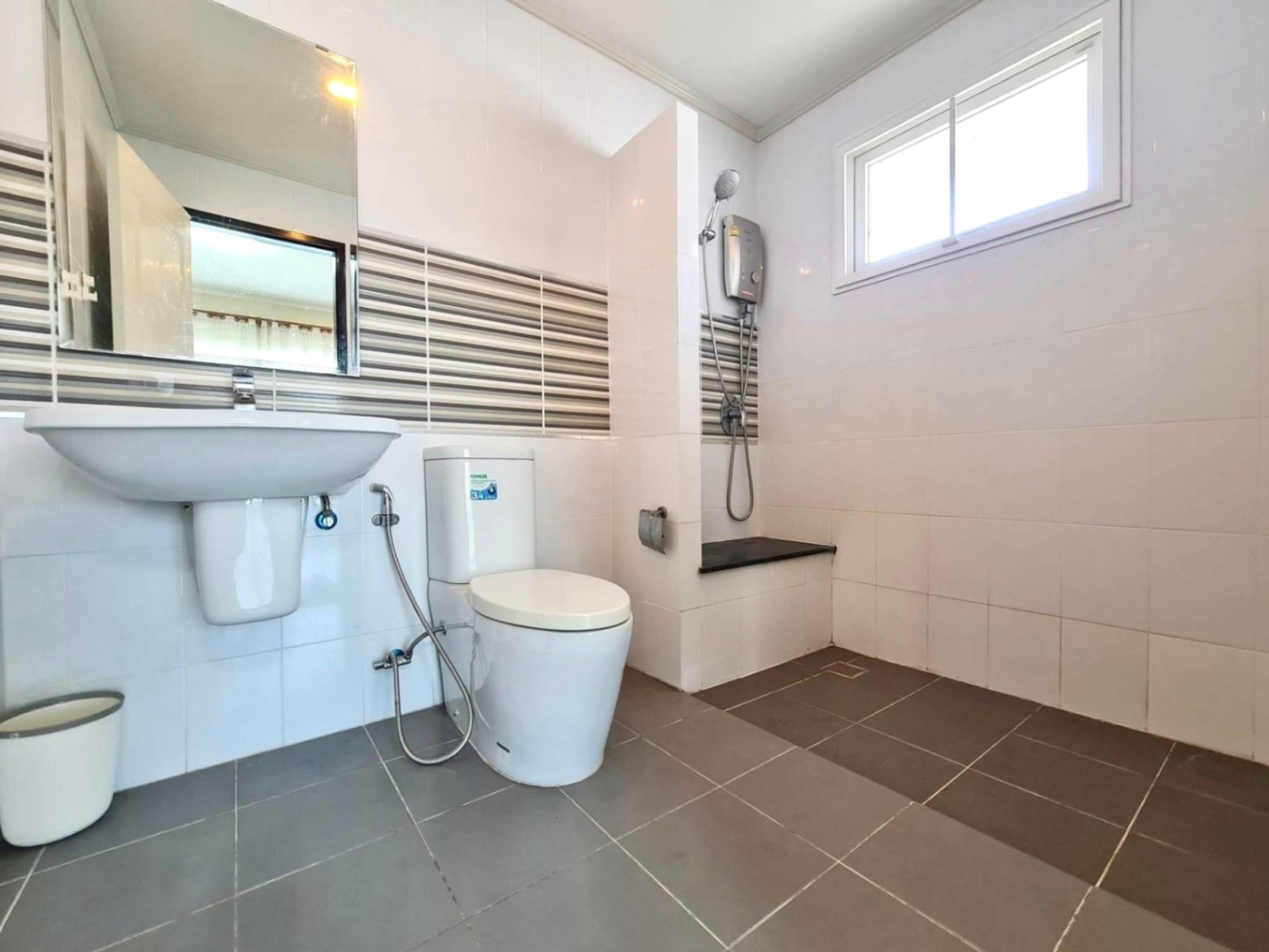 3 Bedroom House For Sale in San Kamphaeng, San Kamphaeng, Chiang Mai - Image 5