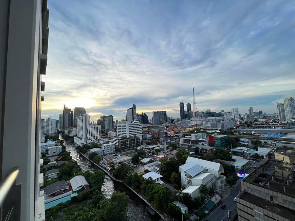 Supalai Oriental Sukhumvit 39 - Image 5