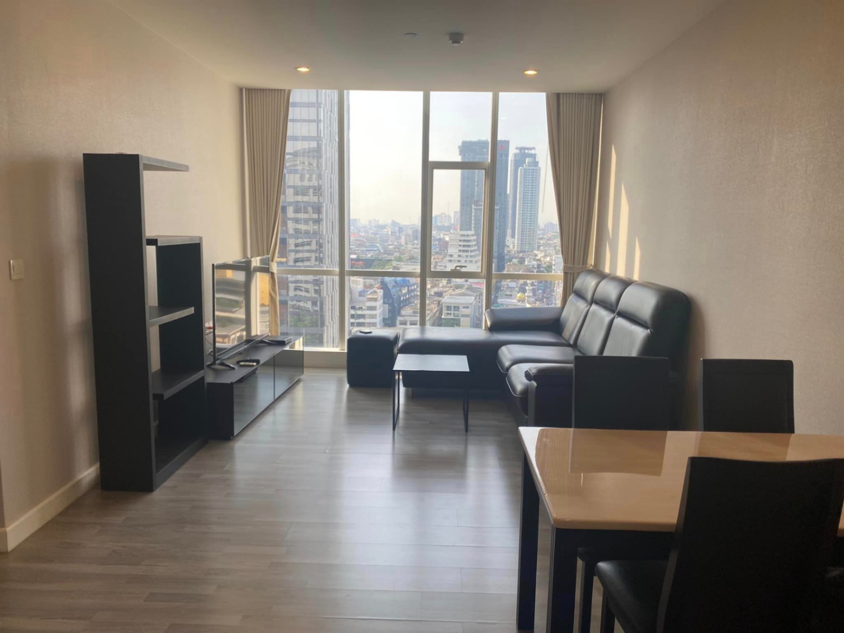 The Room Sathorn - TanonPun - Image 1