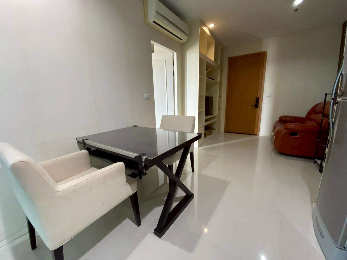 Villa Asoke Condominium - Image 5