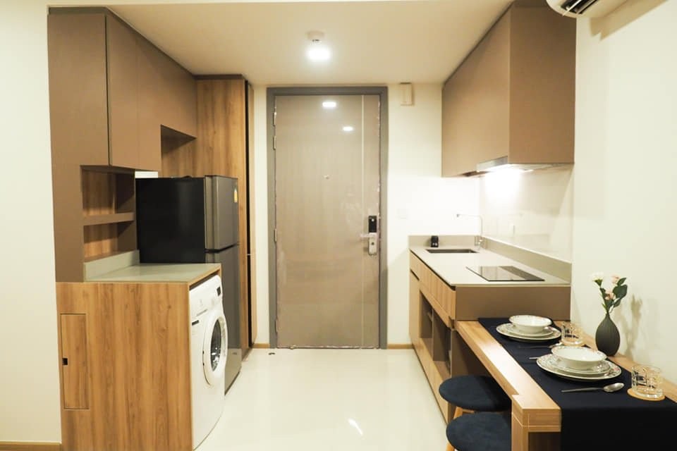 Taka Haus Ekamai 12 - Image 4