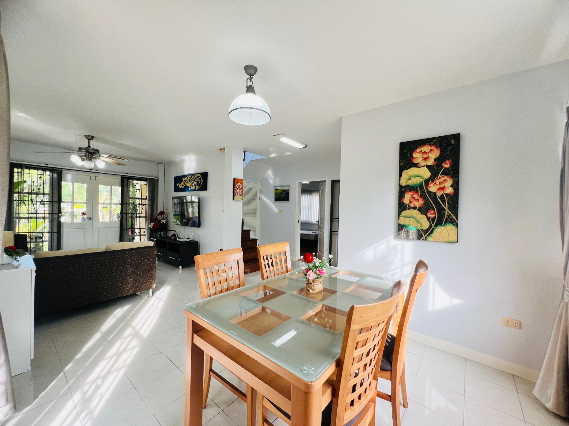 Home in Park - Image 7