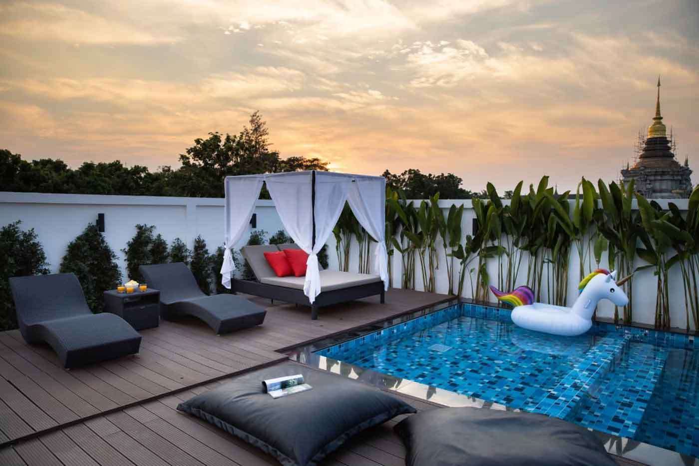 6 Bedroom House For Sale in Saraphi, Saraphi, Chiang Mai - Image 1