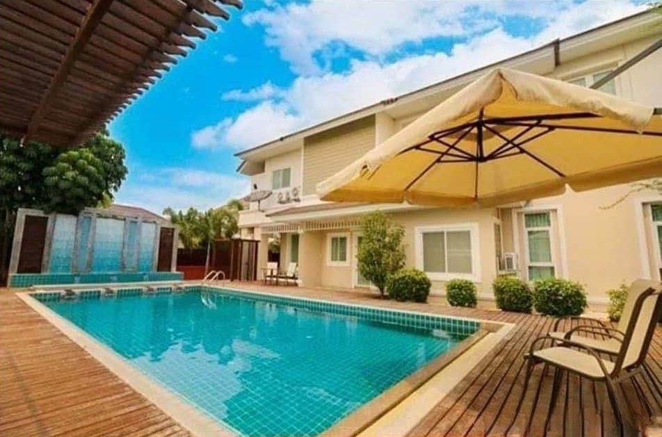 7 Bedroom House For Sale in Nong Chom, San Sai, Chiang Mai - Image 1
