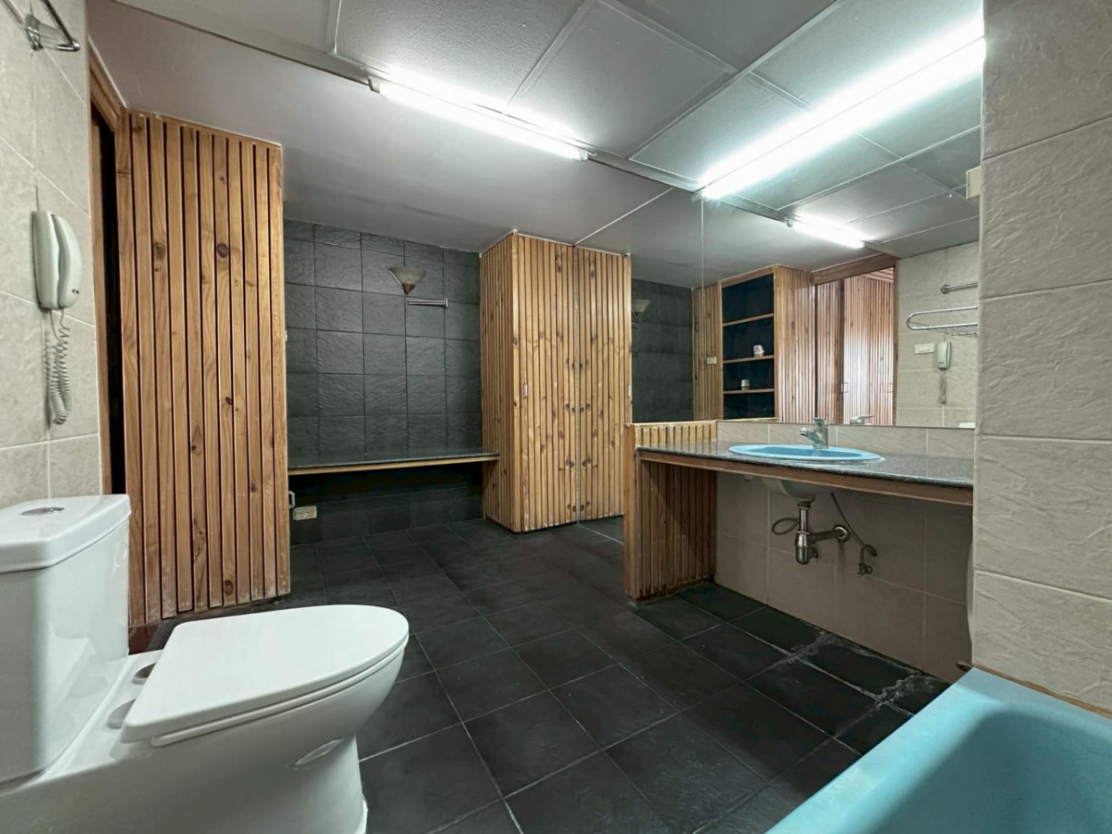 Baan On Nut Condominium - Image 22