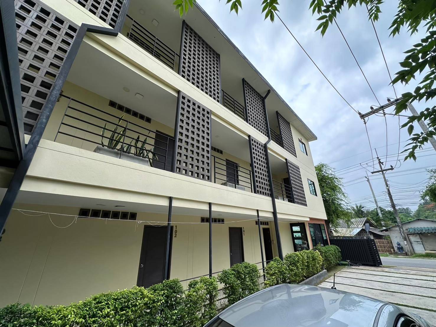  Retail Space For Sale in Nong Khwai, Hang Dong, Chiang Mai - Image 14