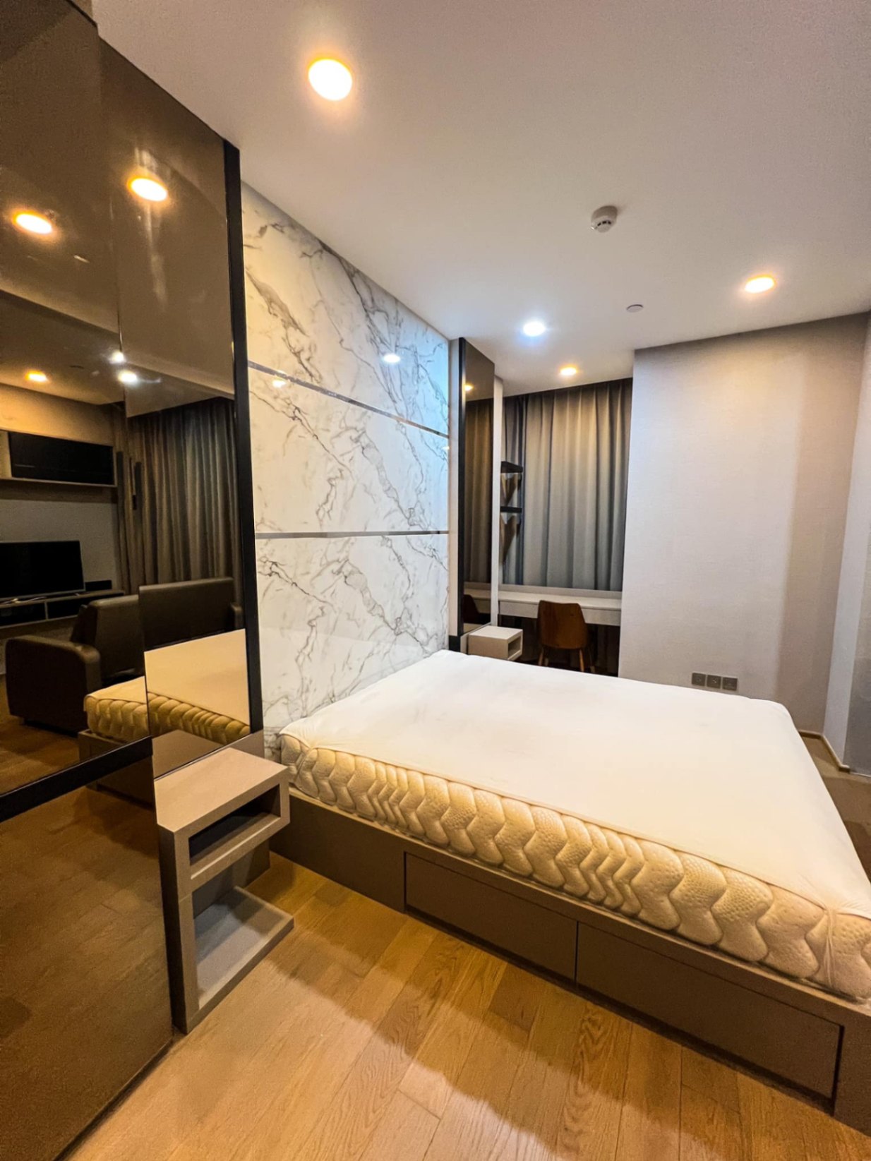 Ashton Chula - Silom - Image 5