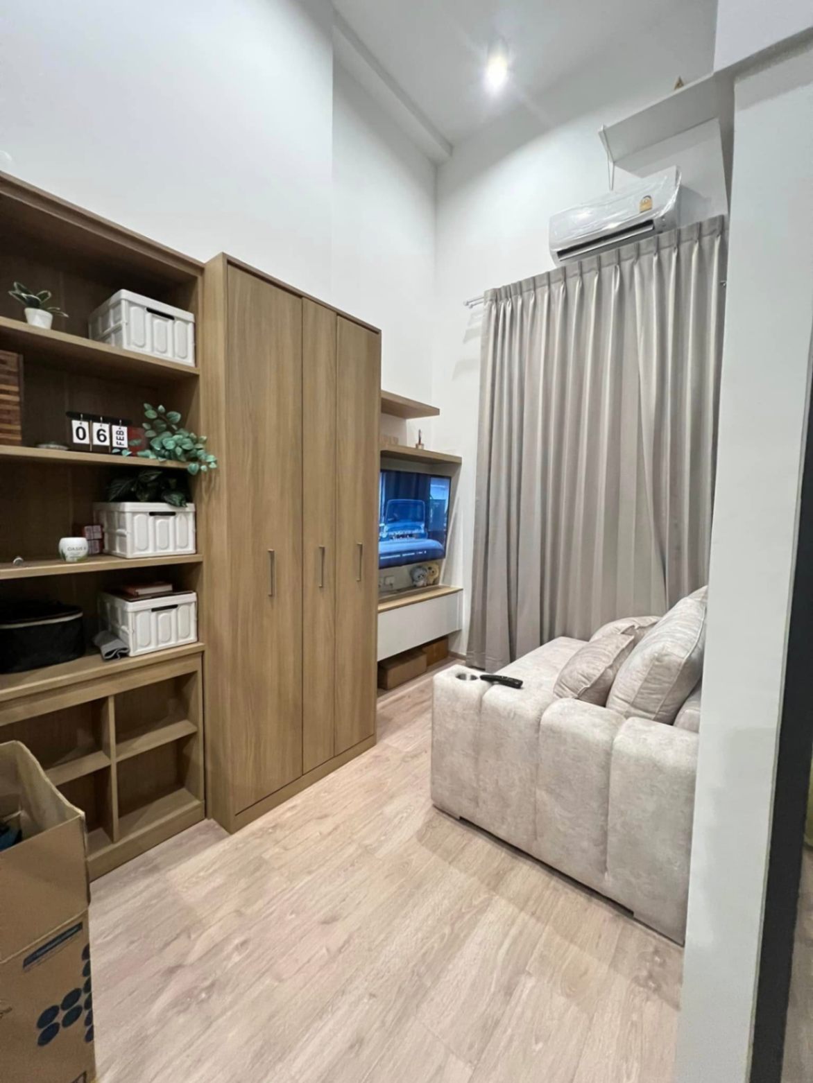 Ideo Rama 9 - Asoke - Image 1