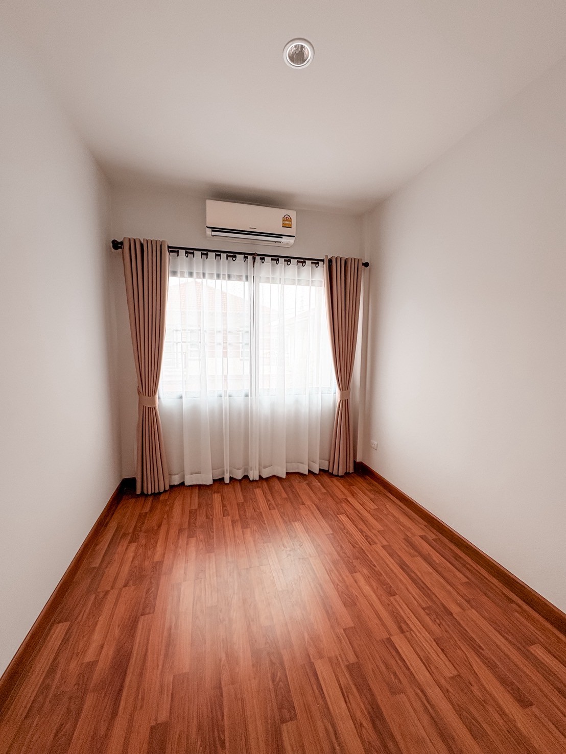 3 Bedroom Townhouse For Rent in San Sai Noi, San Sai, Chiang Mai - Image 9