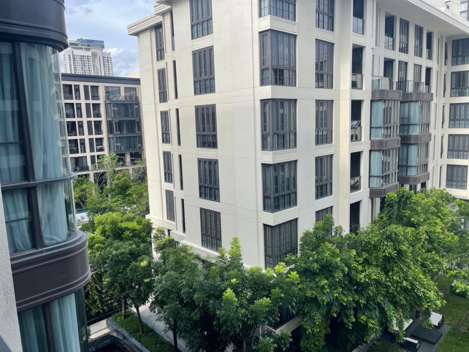 The Reserve Sukhumvit 61 - Image 10