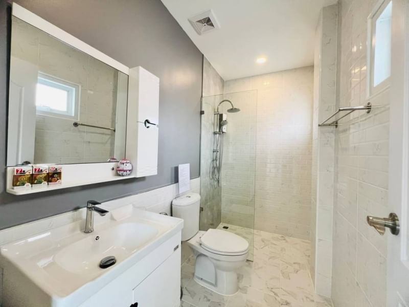 4 Bedroom House For Sale in Hang Dong, Hang Dong, Chiang Mai - Image 17