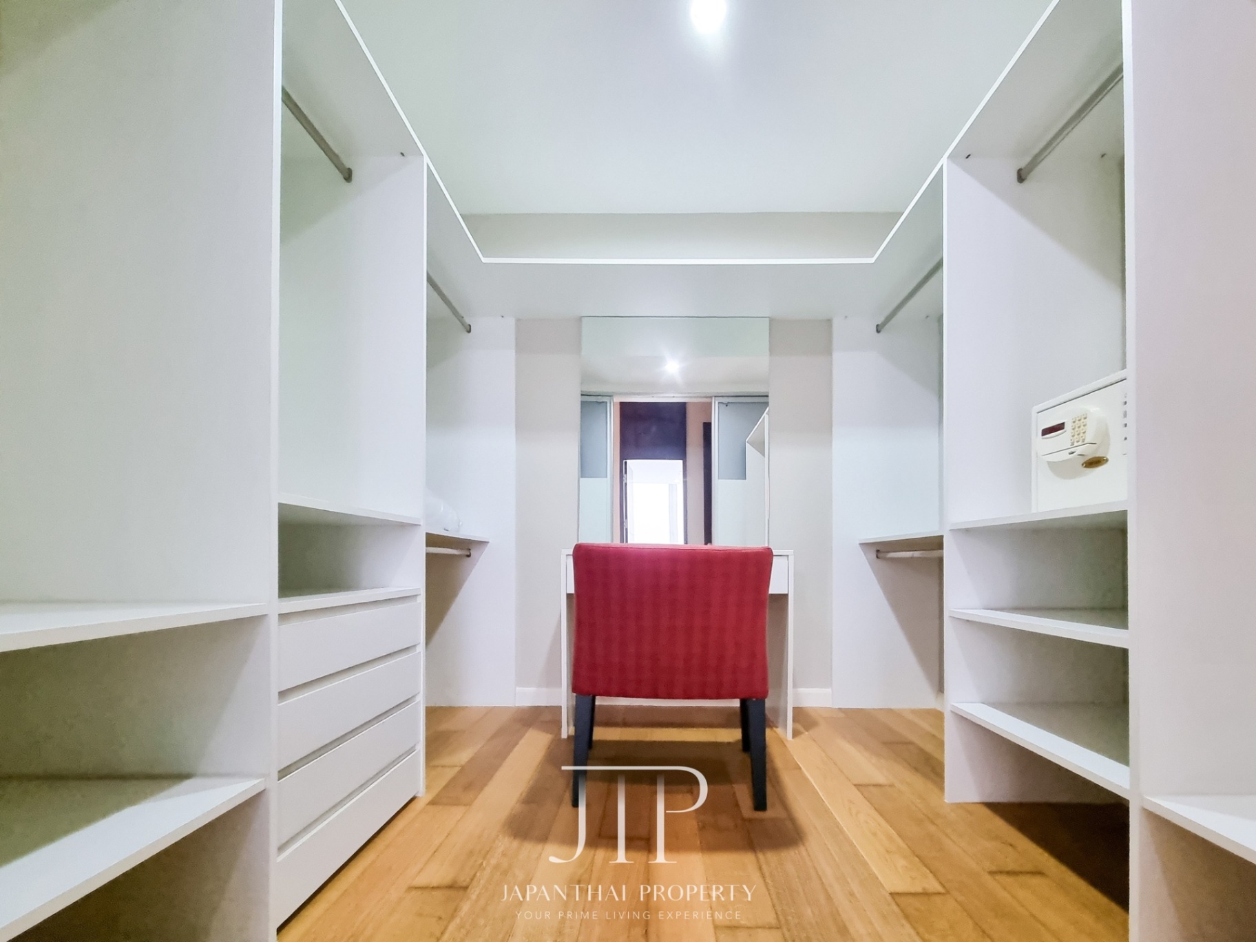 Siri Residence - Image 5