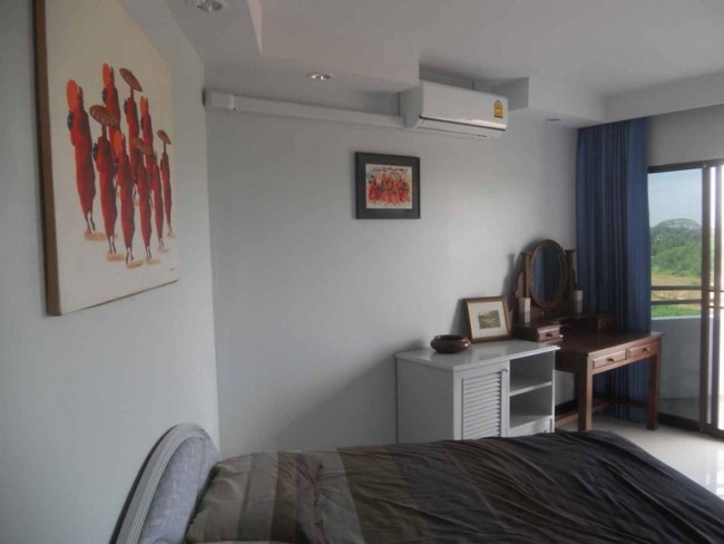 Riverside Condo - Image 8