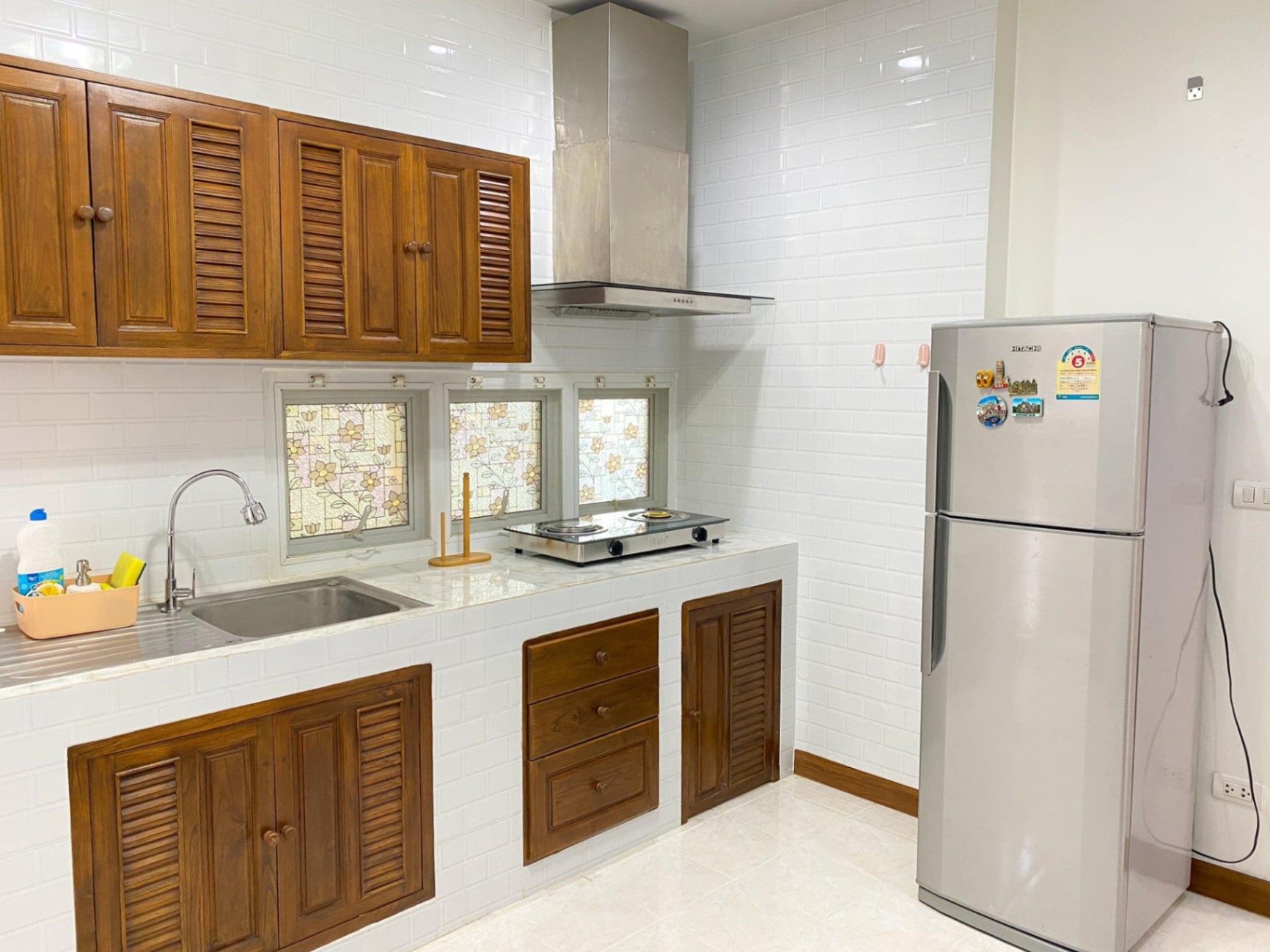 4 Bedroom House For Sale in San Phak Wan, Hang Dong, Chiang Mai - Image 4
