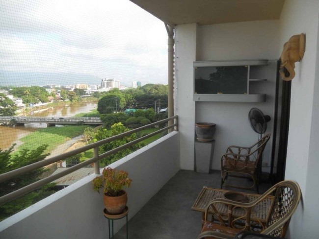 Riverside Condo - Image 10