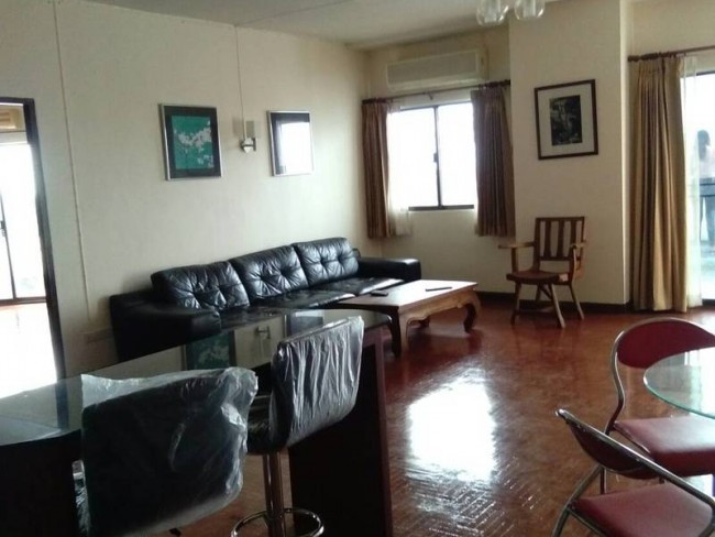Riverside Condo - Image 3