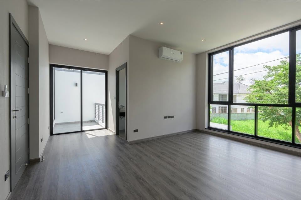 4 Bedroom House For Sale in San Phak Wan, Hang Dong, Chiang Mai - Image 10