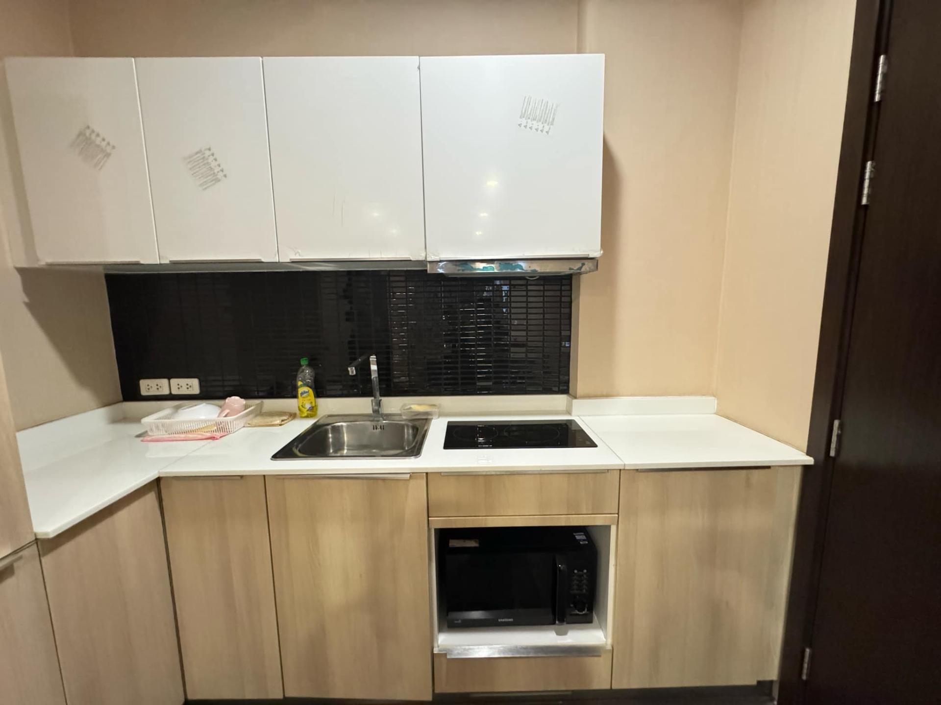 Stylish Condo - Image 22