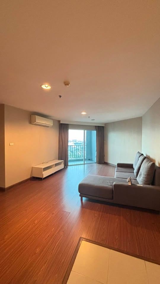 Belle Grand Rama 9 - Image 2
