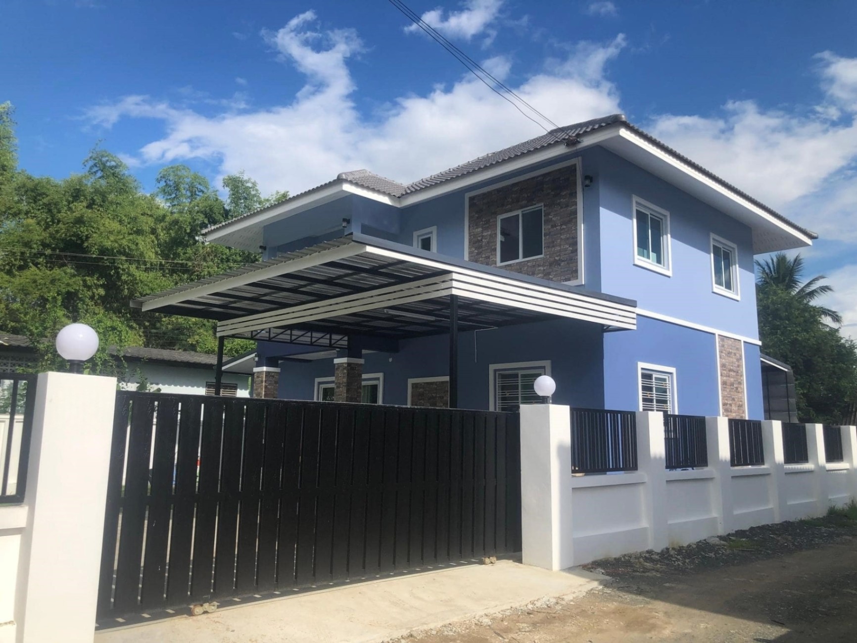 4 Bedroom House For Rent in Saraphi, Saraphi, Chiang Mai - Image 1