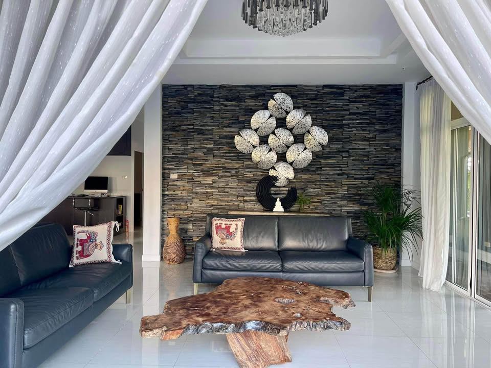 4 Bedroom House For Sale in Rong Wua Daeng, San Kamphaeng, Chiang Mai - Image 5