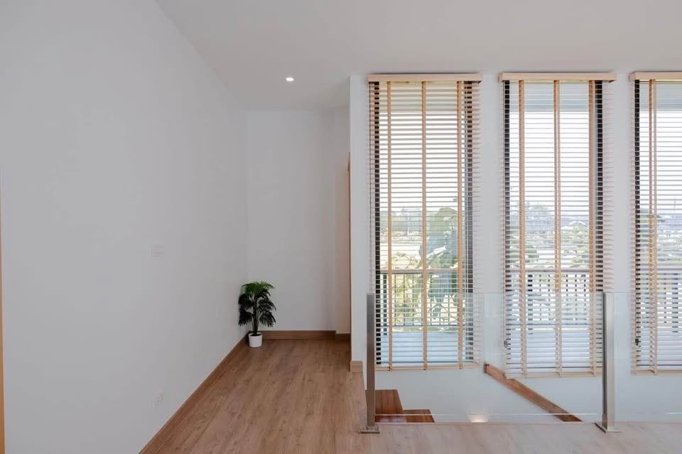 4 Bedroom House For Rent in San Phak Wan, Hang Dong, Chiang Mai - Image 8