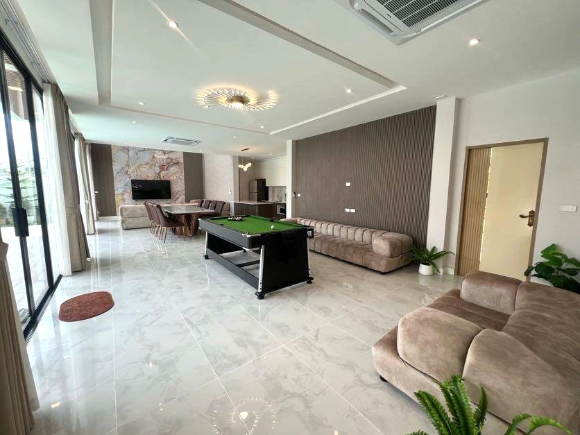 7 Bedroom House For Sale in Mae Hia, Mueang Chiang Mai, Chiang Mai - Image 6