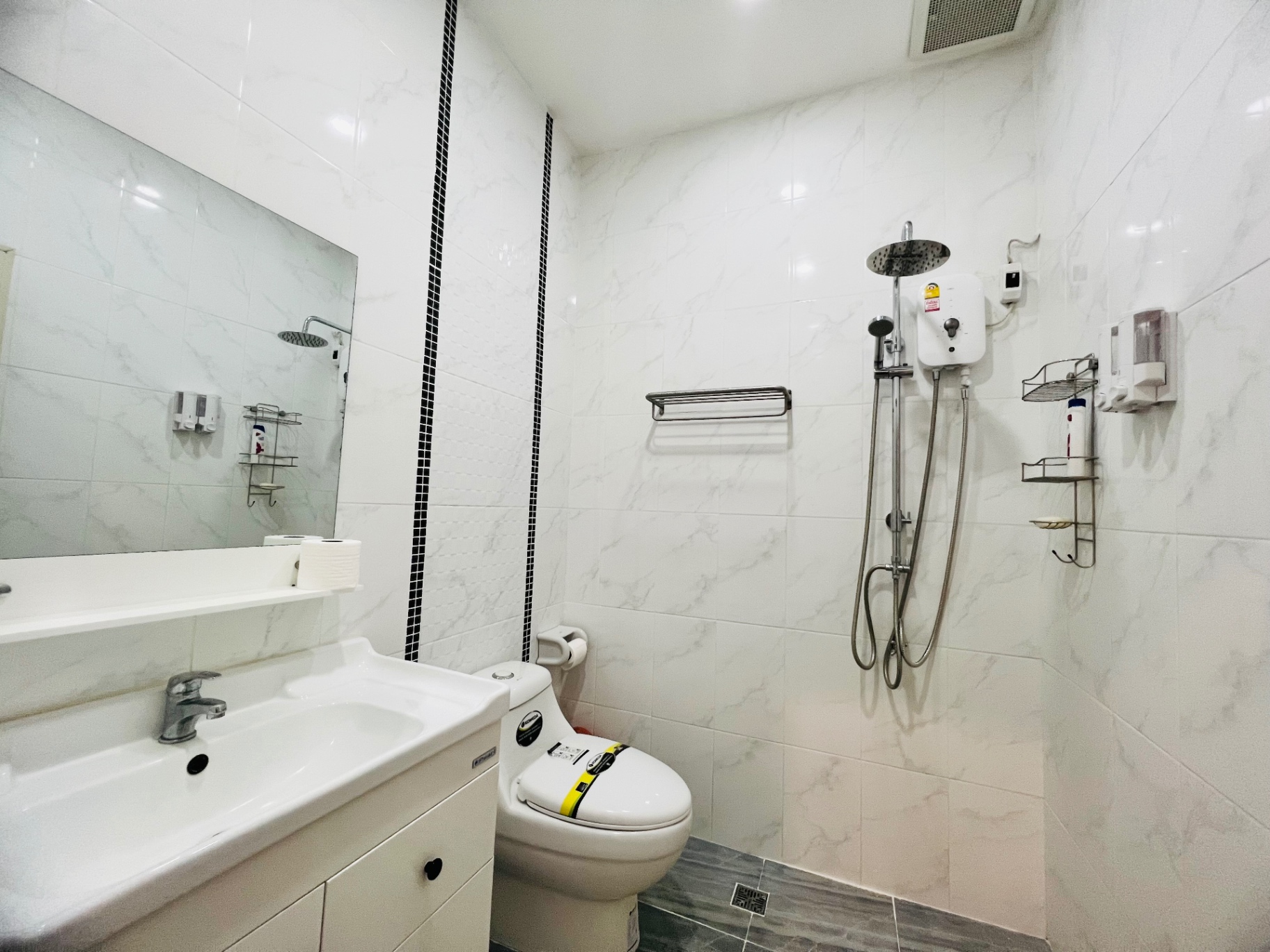 3 Bedroom House For Sale in Nong Khwai, Hang Dong, Chiang Mai - Image 13