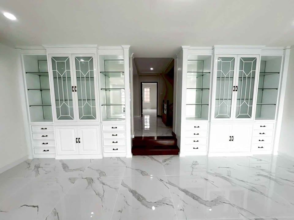 4 Bedroom Townhouse For Sale in Chong Nonsi, Yan Nawa, Bangkok - Image 20