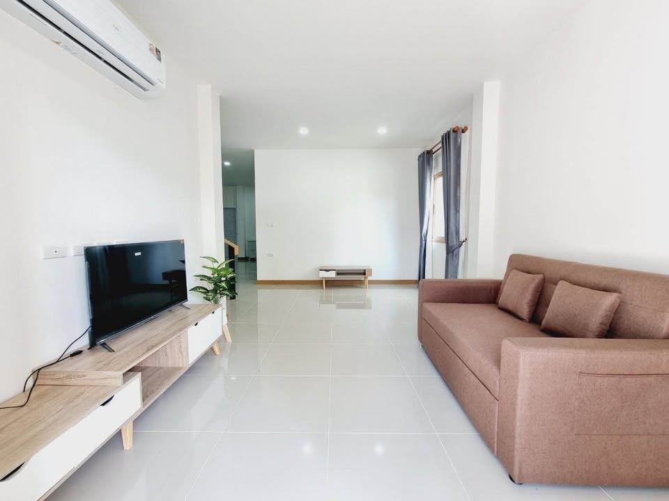 4 Bedroom House  in Ban Waen, Hang Dong, Chiang Mai - Image 2