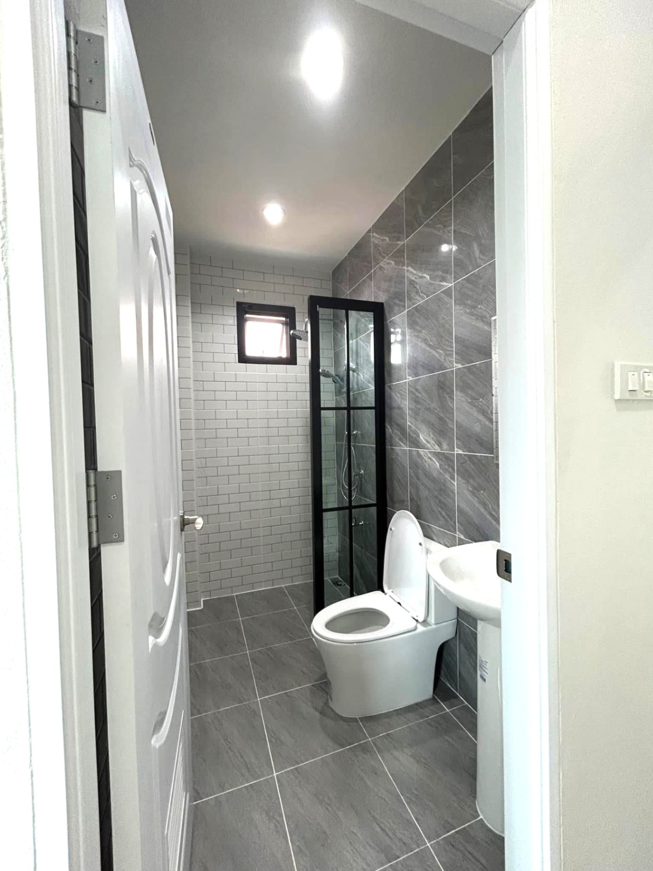 3 Bedroom House For Rent in Don Kaeo, Saraphi, Chiang Mai - Image 6