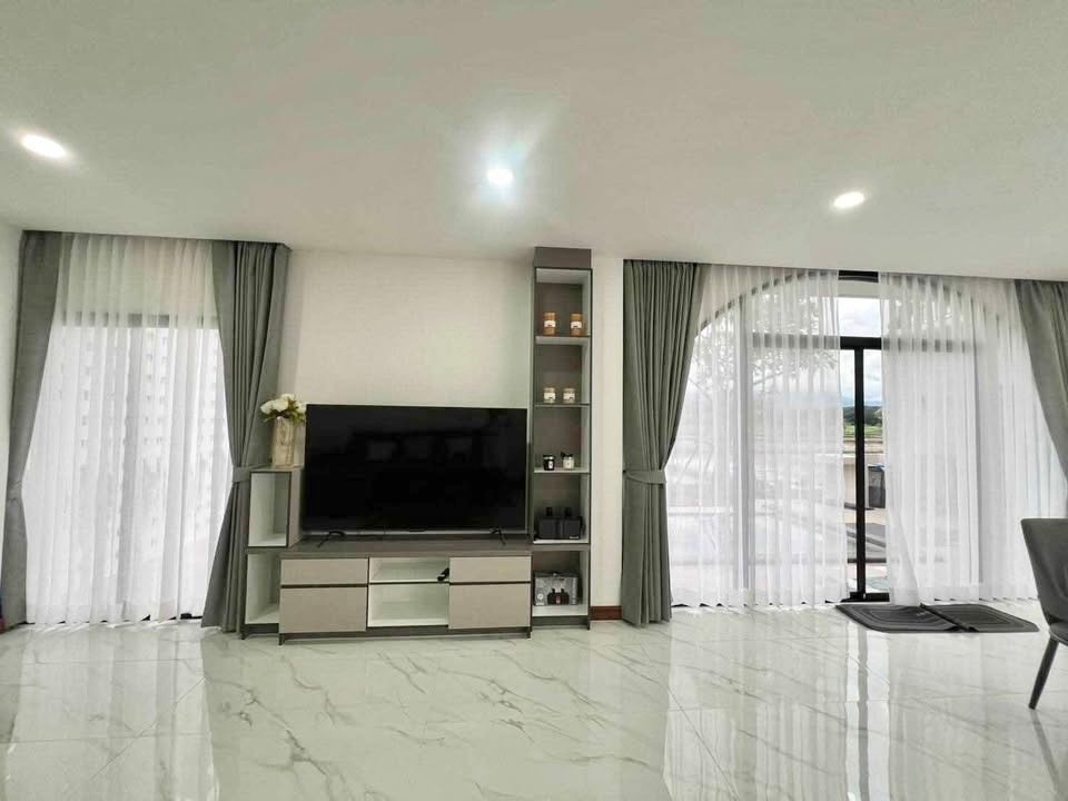 4 Bedroom House For Sale in Hang Dong, Hang Dong, Chiang Mai - Image 4