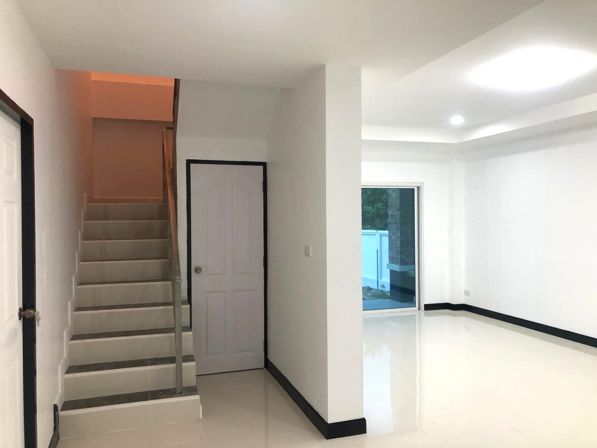 4 Bedroom House For Rent in Saraphi, Saraphi, Chiang Mai - Image 7