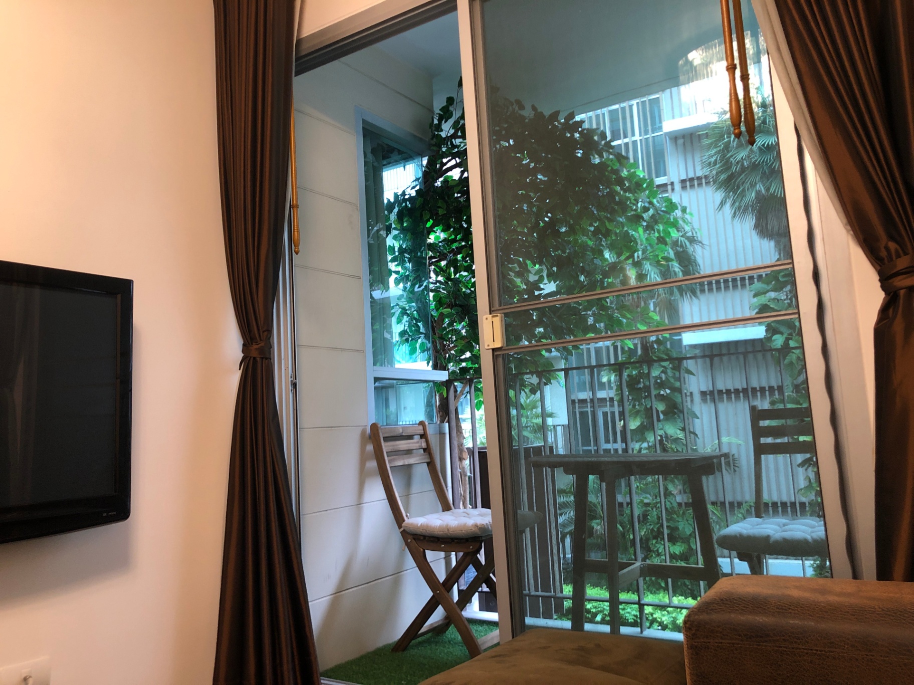 The Clover Thonglor - Image 5