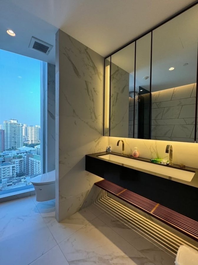 2 Bedroom Condo For Sale in Khlong Tan, Khlong Toei, Bangkok - Image 8