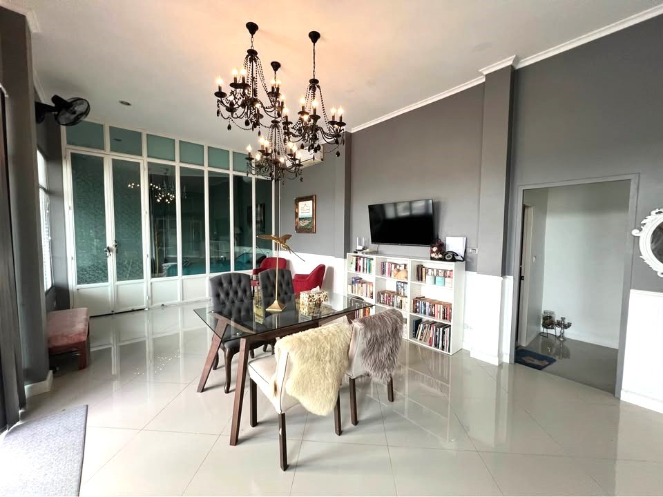  Retail Space For Sale in San Klang, San Kamphaeng, Chiang Mai - Image 5