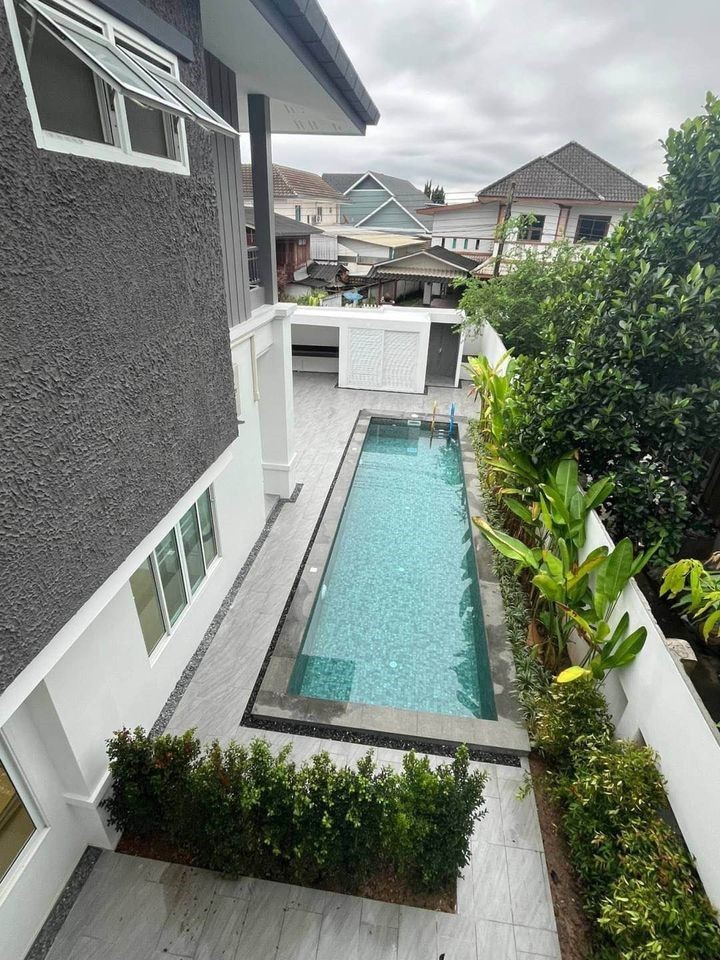 5 Bedroom House For Sale in San Phisuea, Mueang Chiang Mai, Chiang Mai - Image 5