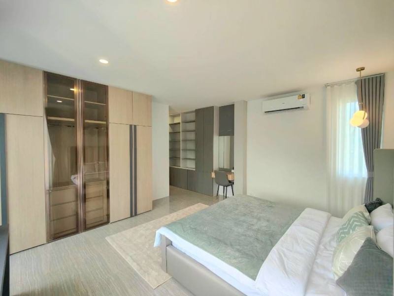 6 Bedroom House For Sale in Ton Pao, San Kamphaeng, Chiang Mai - Image 11