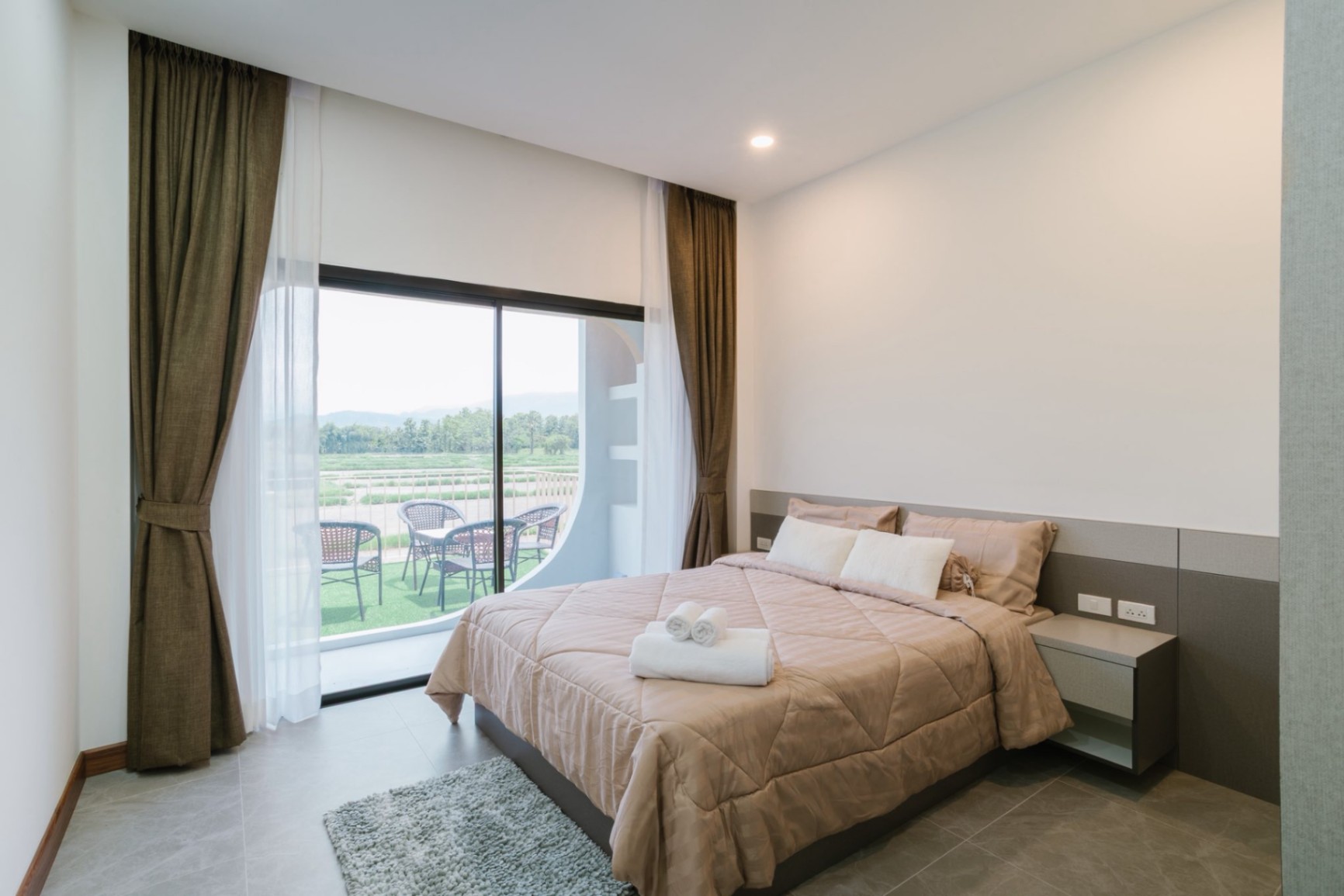 4 Bedroom House For Sale in Hang Dong, Hang Dong, Chiang Mai - Image 10