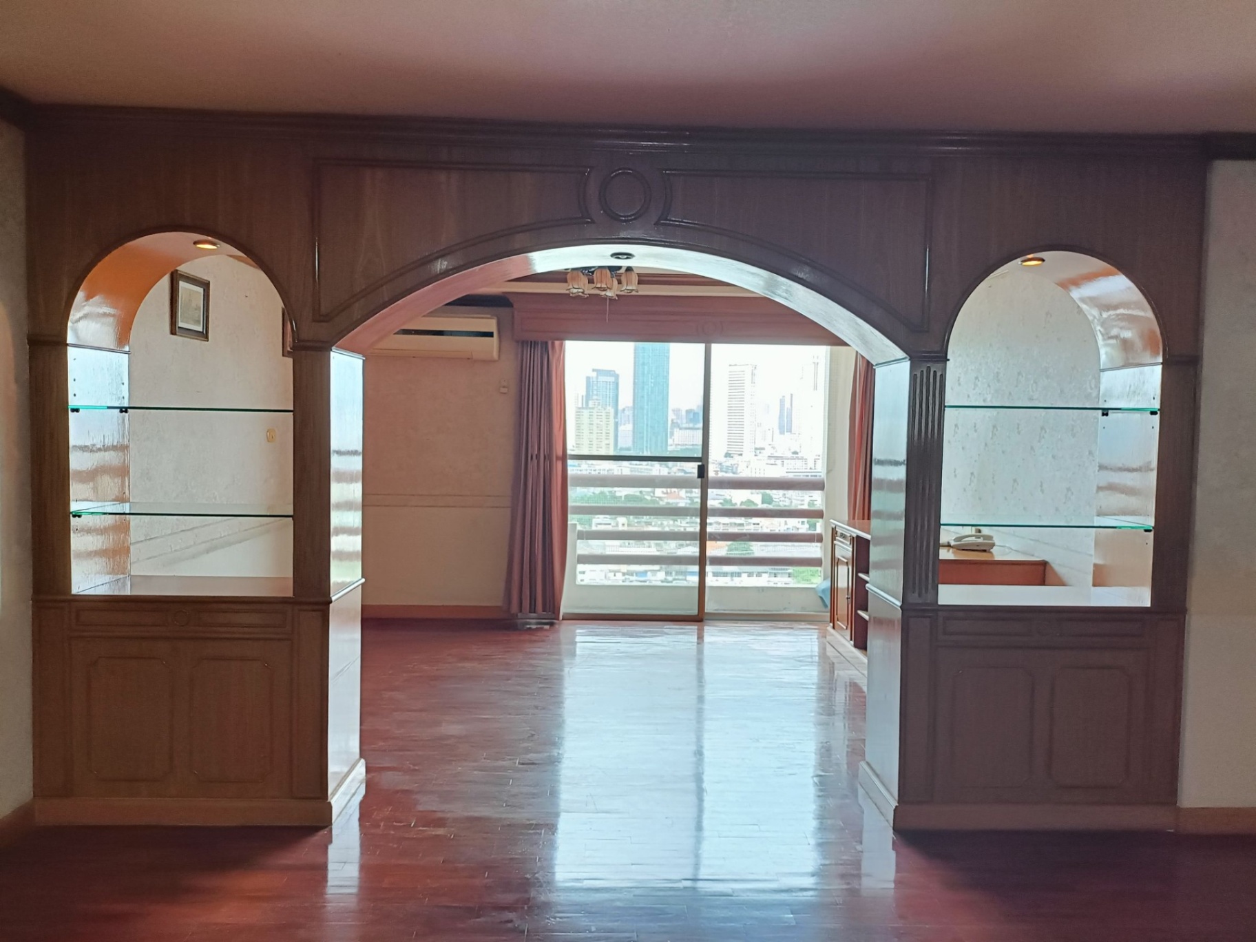 2 Bedroom Condo For Sale in Bang Lamphu Lang, Khlong San, Bangkok - Image 4