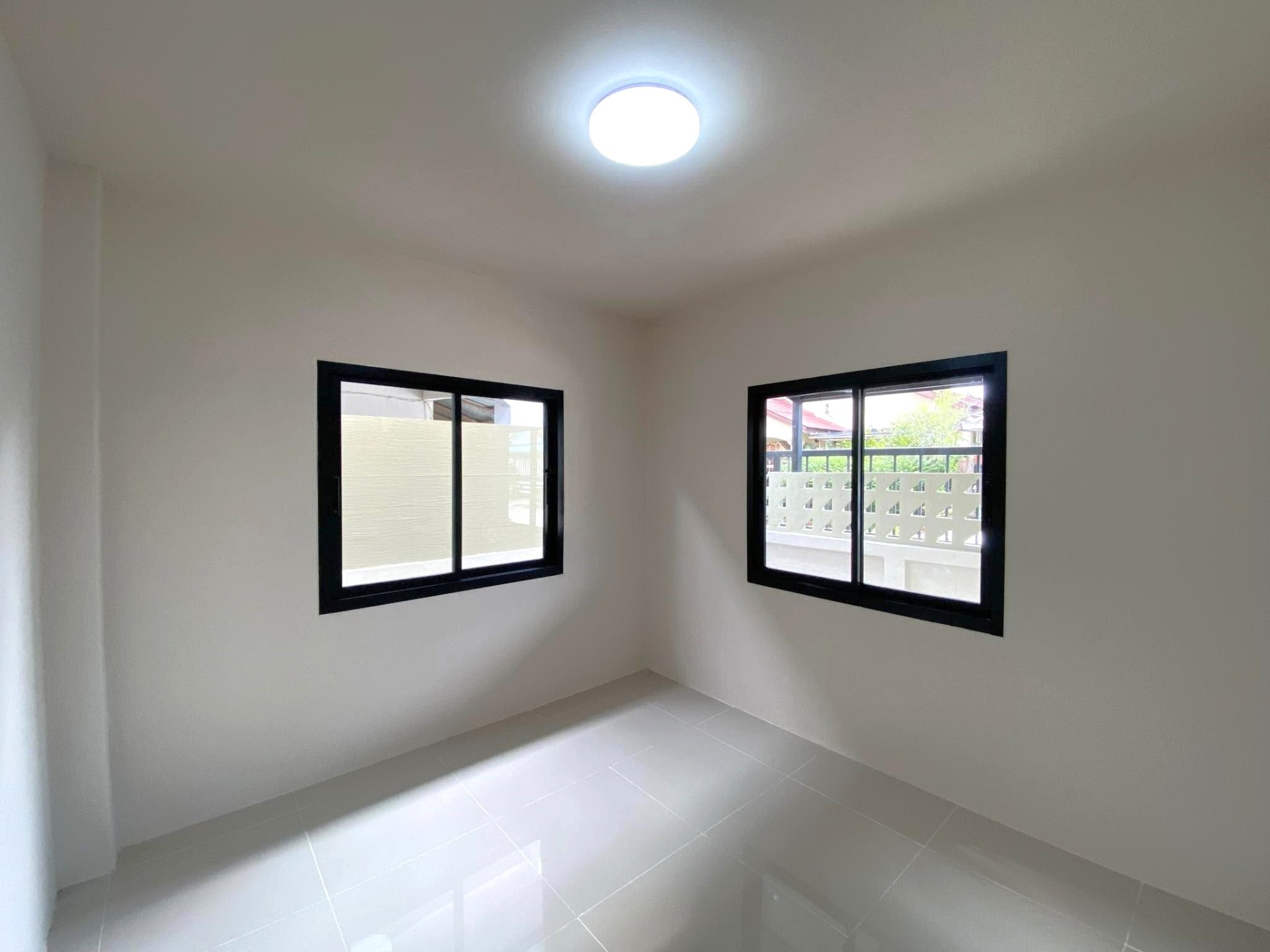 2 Bedroom House For Sale in San Na Meng, San Sai, Chiang Mai - Image 2