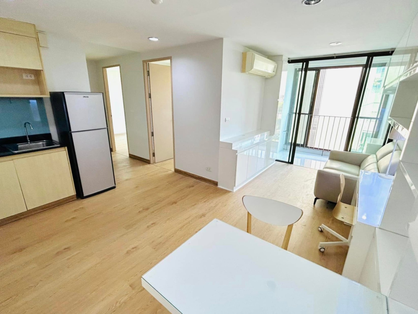 2 Bedroom Condo For Sale in Khlong Ton Sai, Khlong San, Bangkok - Image 2