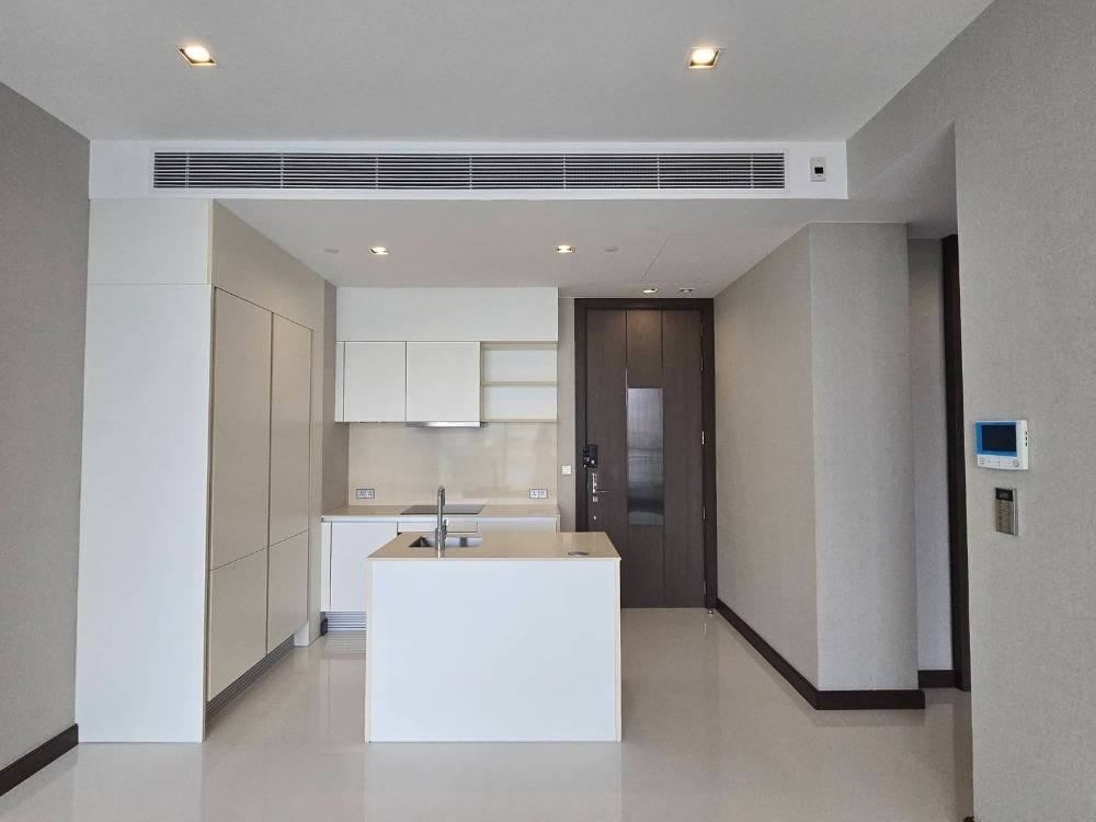 Q1 Sukhumvit Condo by Q House - Image 15