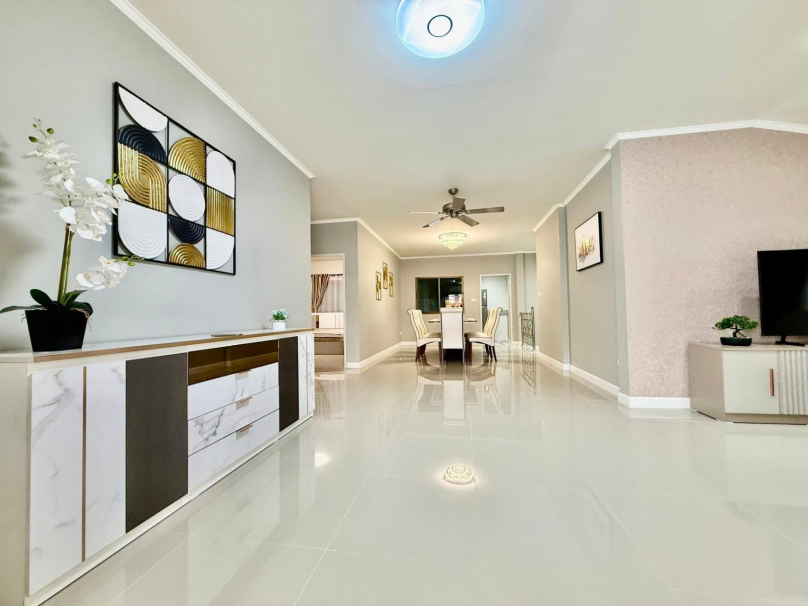 4 ห้องนอน บ้านเดี่ยว สำหรับขาย ใน หนองปรือ, บางละมุง, ชลบุรี - Image 9