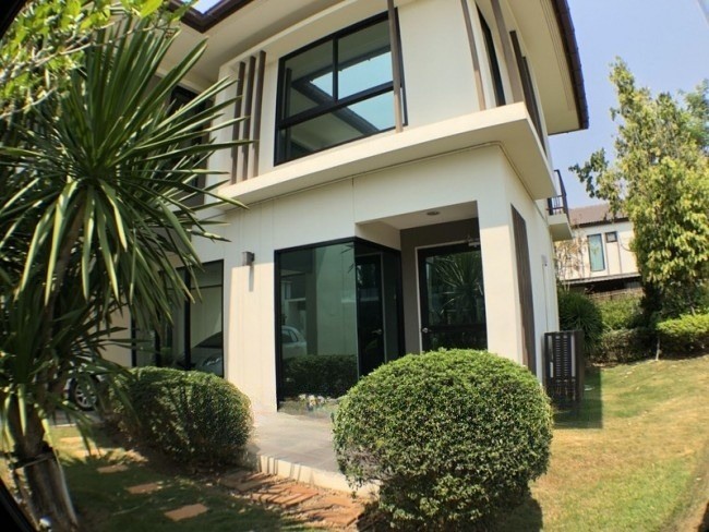 2 Bedroom House For Sale in San Kamphaeng, San Kamphaeng, Chiang Mai - Image 2