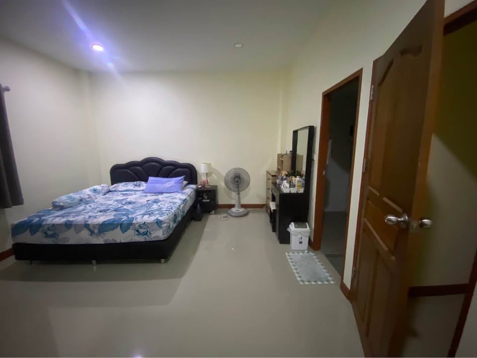 3 Bedroom Townhouse For Sale in Tha Sala, Mueang Chiang Mai, Chiang Mai - Image 14