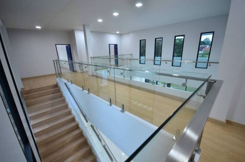 7 卧室 独立房屋  在  - Image 11